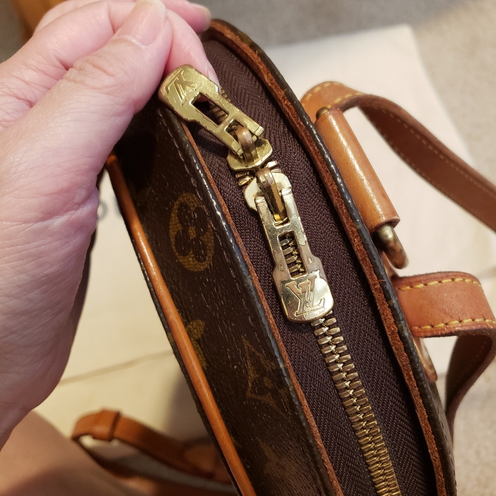 Louis Vuitton Ellipse Backpack - Picture 8 of 12